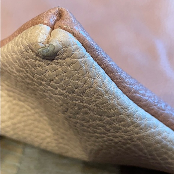 Live Love Loft Two Tone Envelope Crossbody Clutch🖤 - Picture 11 of 16